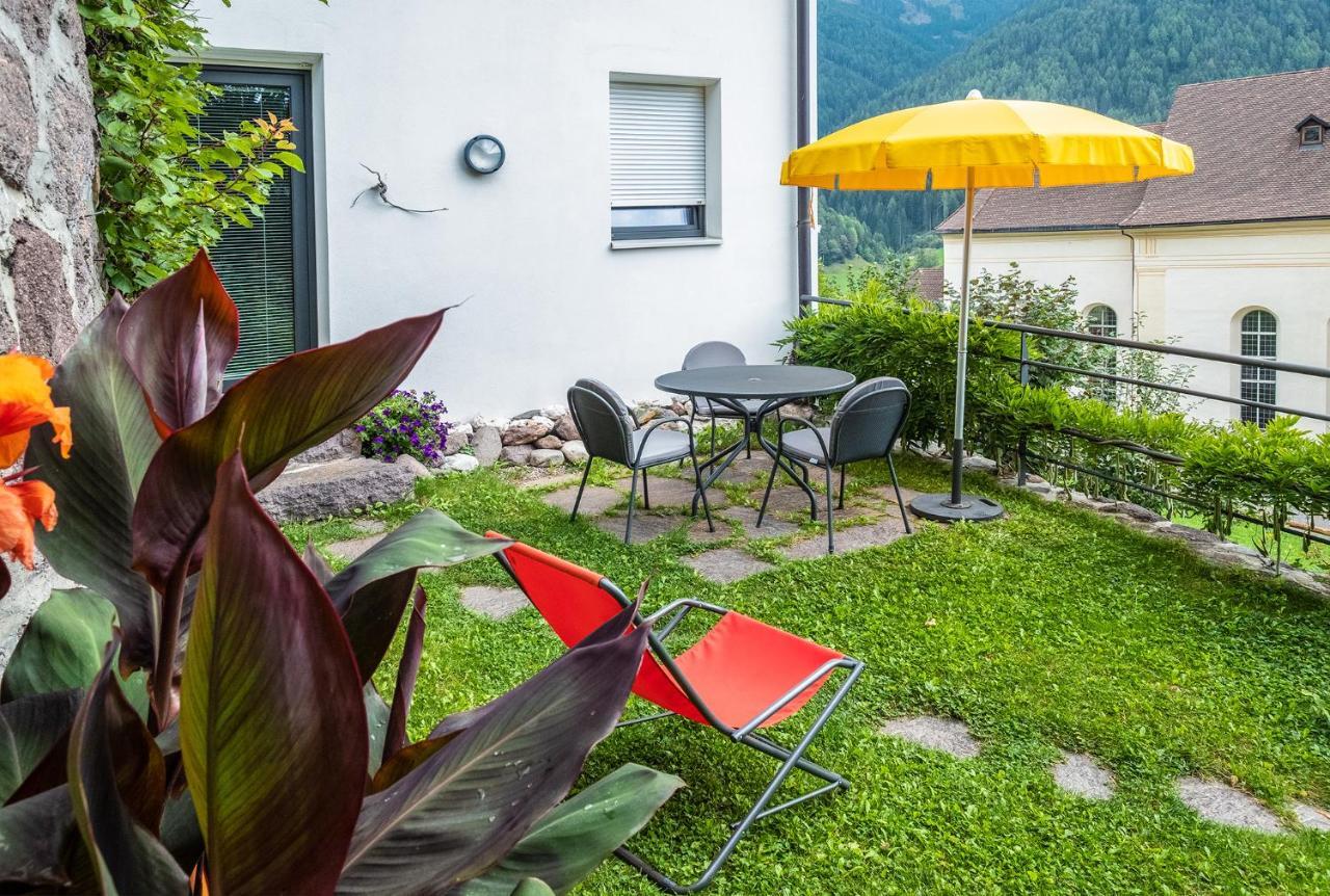 Art Apartment Schatzer Funes  Exteriér fotografie